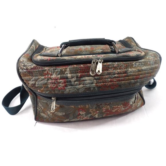 Atlantic Handbags - Women's Travel Accessory Overnight Bag by Atlantic preowned